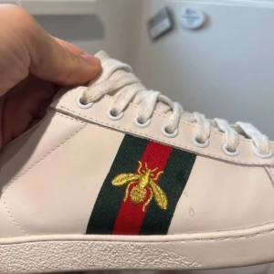 Gucci dojjor - Storlek 41 skick 10/10! 