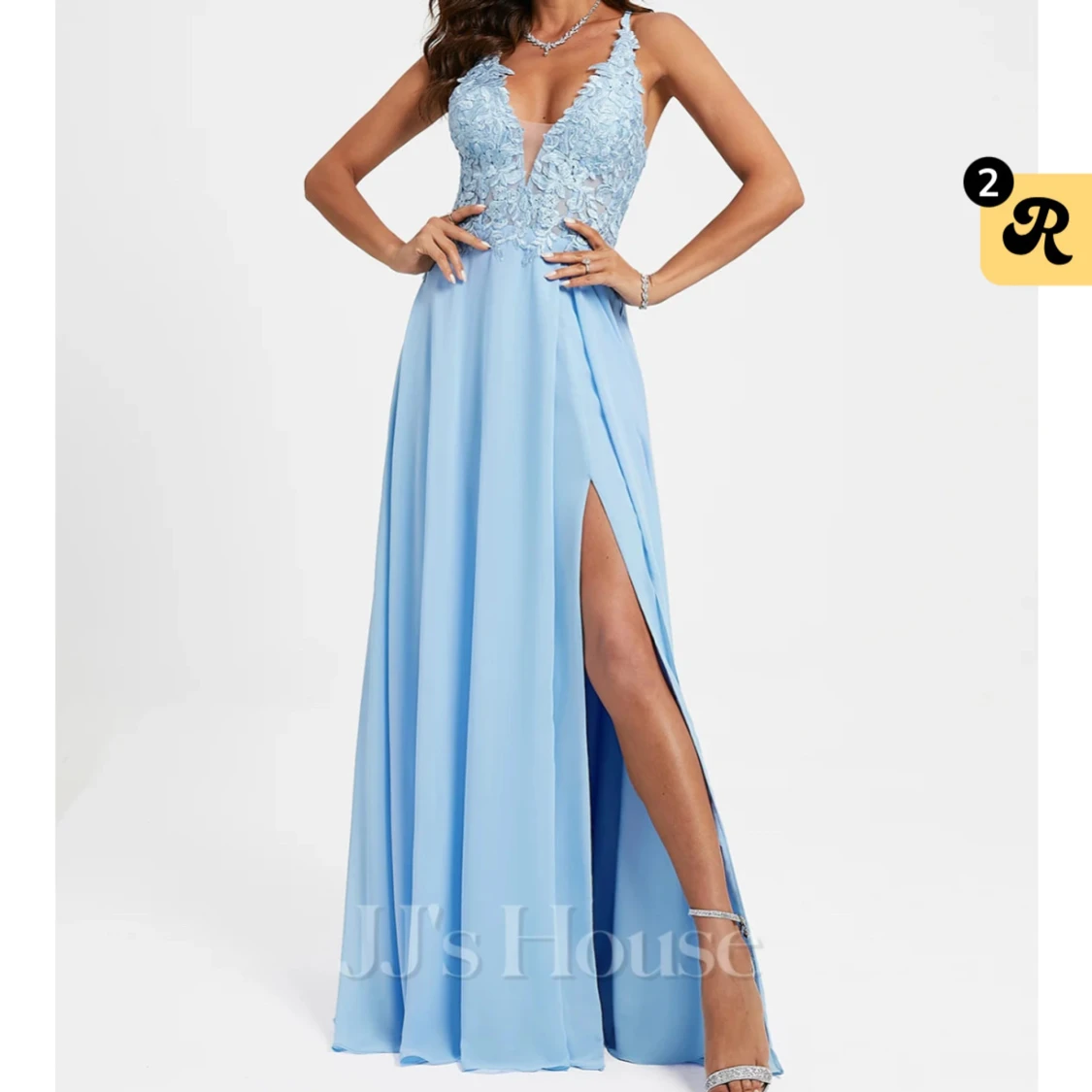 Ljusblå balklänning med spetsdetaljer - 1