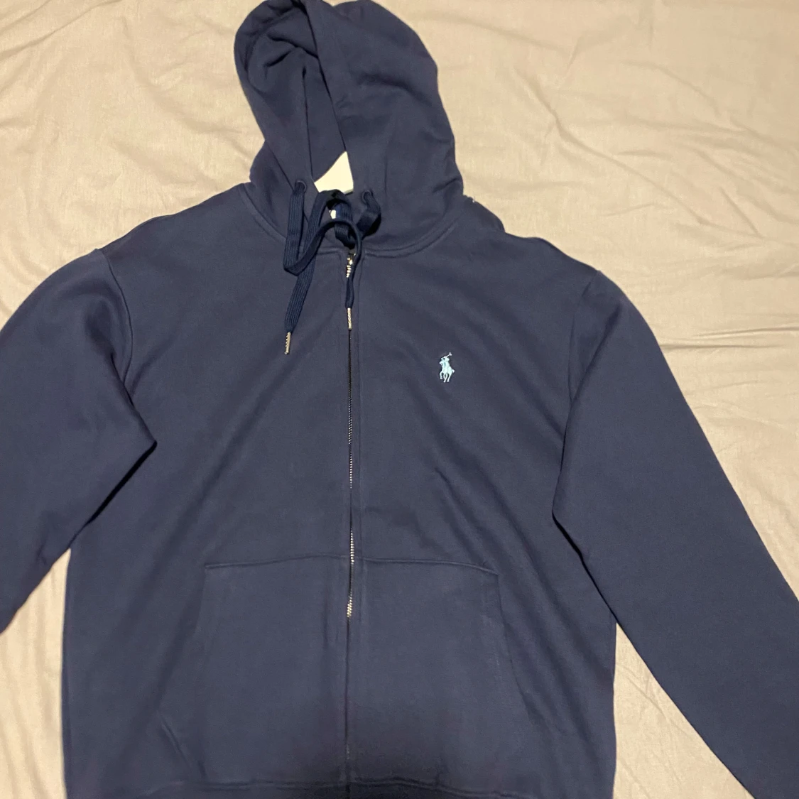 Mörkblå hoodie från Ralph Lauren