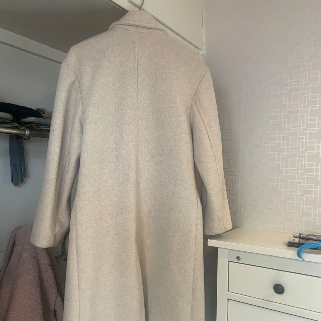Beige kappa från Bershka - 2