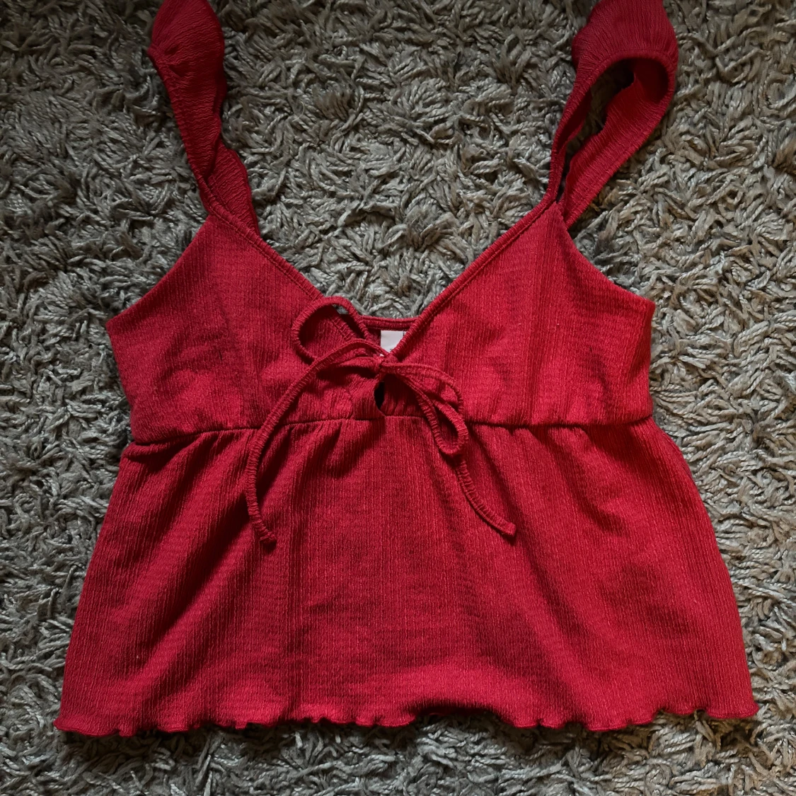 Röd croppad topp från Nelly