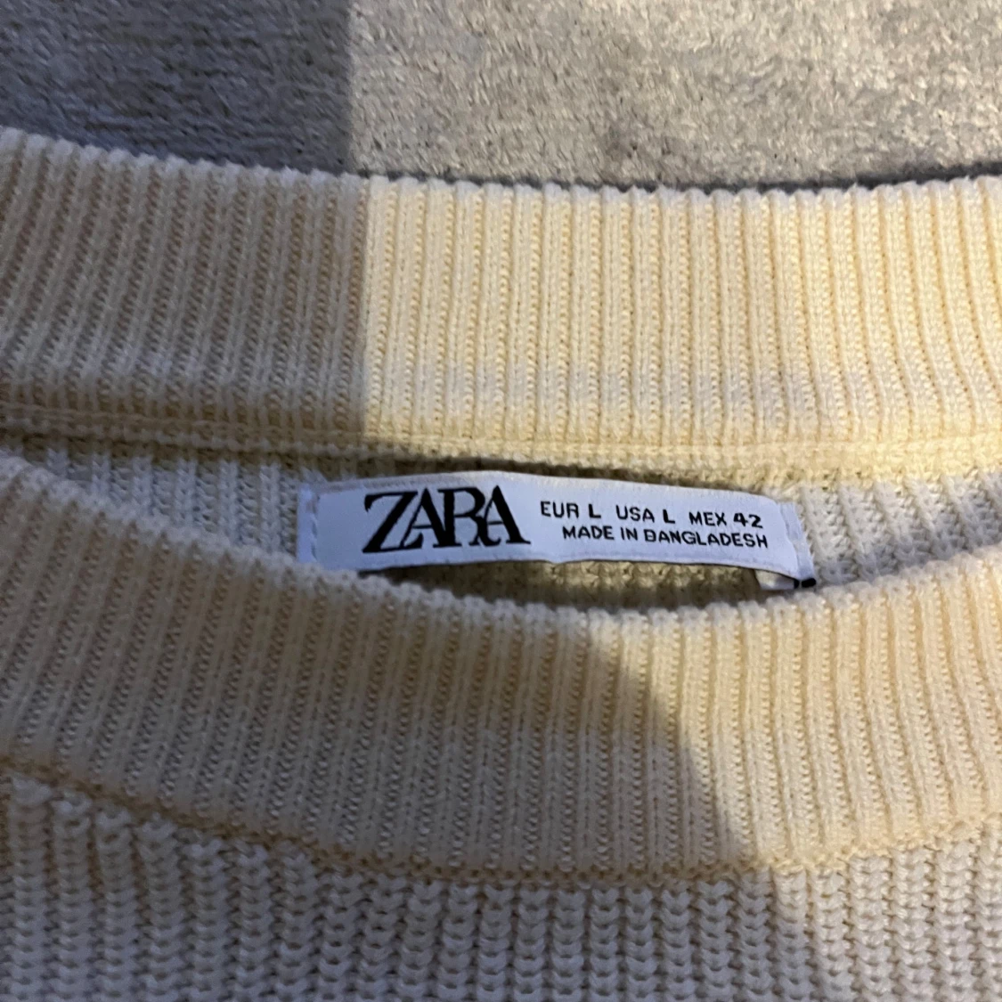 Vit stickad tröja från Zara aldrig använd - 1