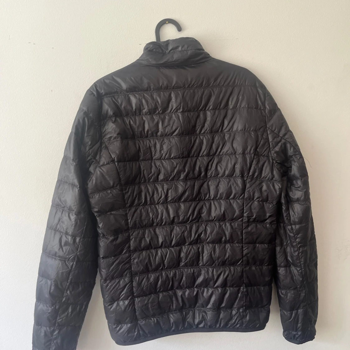 Svart dunjacka från EA7 Emporio Armani - 2