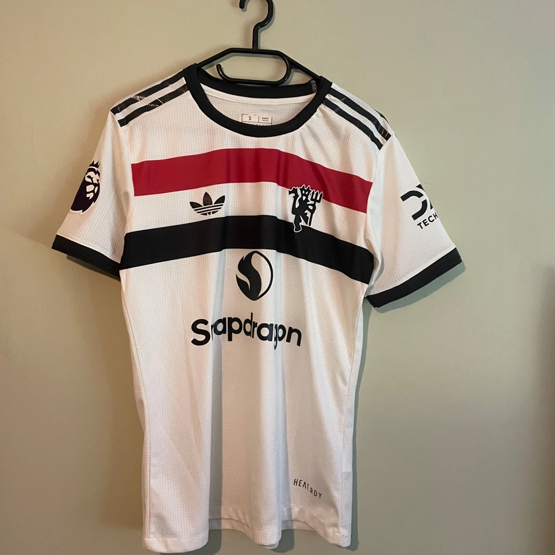 Manchester United Mainoo #37 Adidas tröja - 1