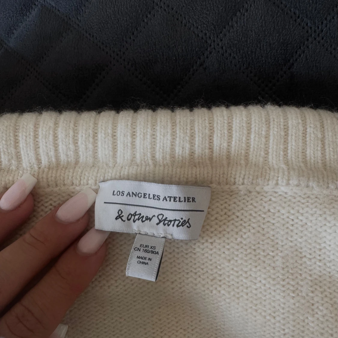 Offshoulder tröja - 1