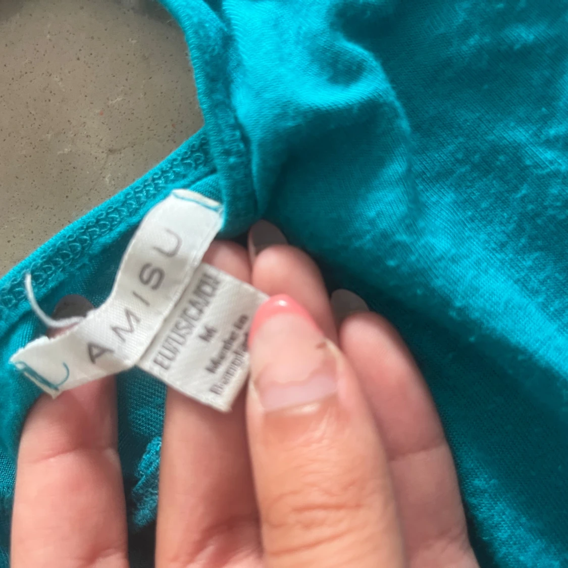 Turkos linnetopp från Amisu