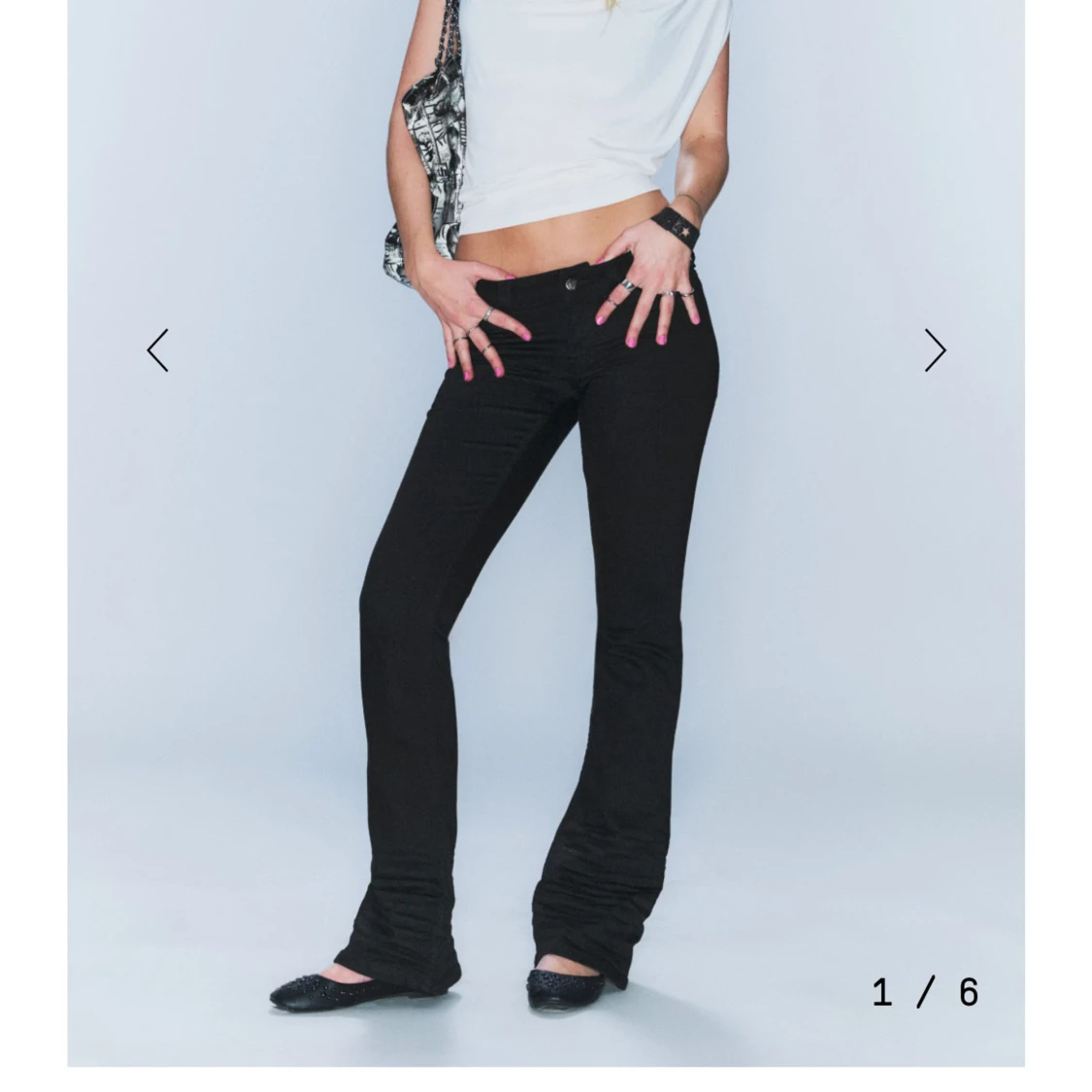 Weekday /cheapmonday Svarta bootcut jeans med låg midja - 1