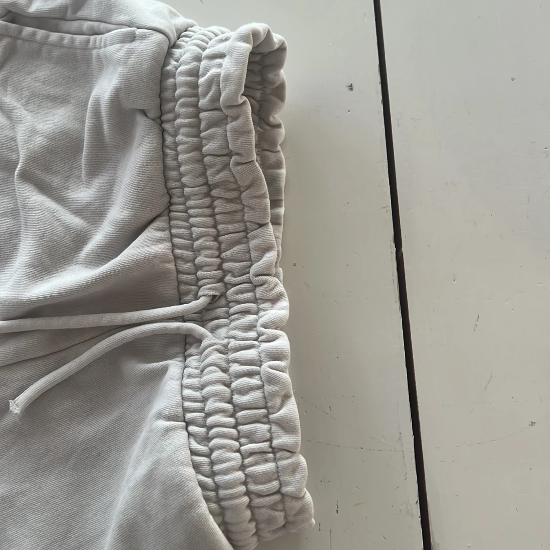 Vita mjuka shorts från Lindex - 3