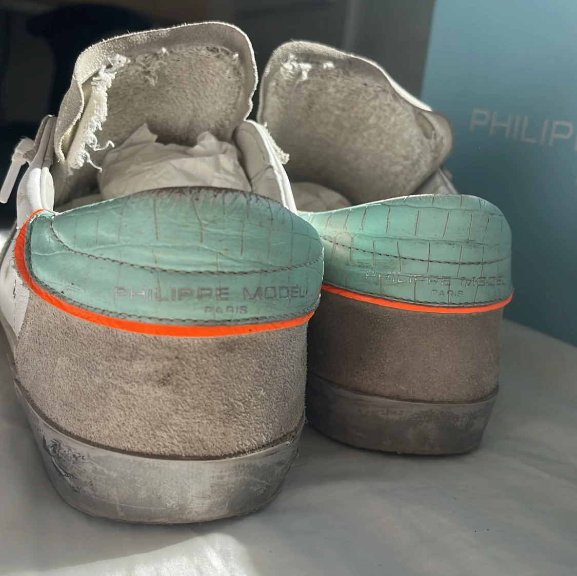 Philippe Model sneakers med mintgrön detalj - 1