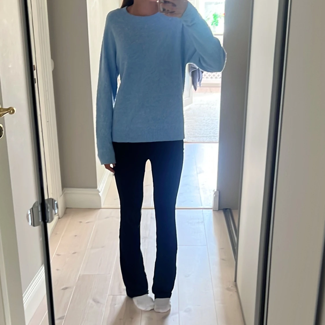 Ljusblå stickad tröja  - 1