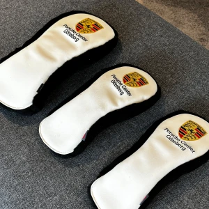 Hardcovers från Porsche Center Göteborg - Säljer nu dessa Porsche headcovers för Driver, FW3 och Hybrid! Nypris för alla: 2000kr, Alla för 600kr Aldrig använda