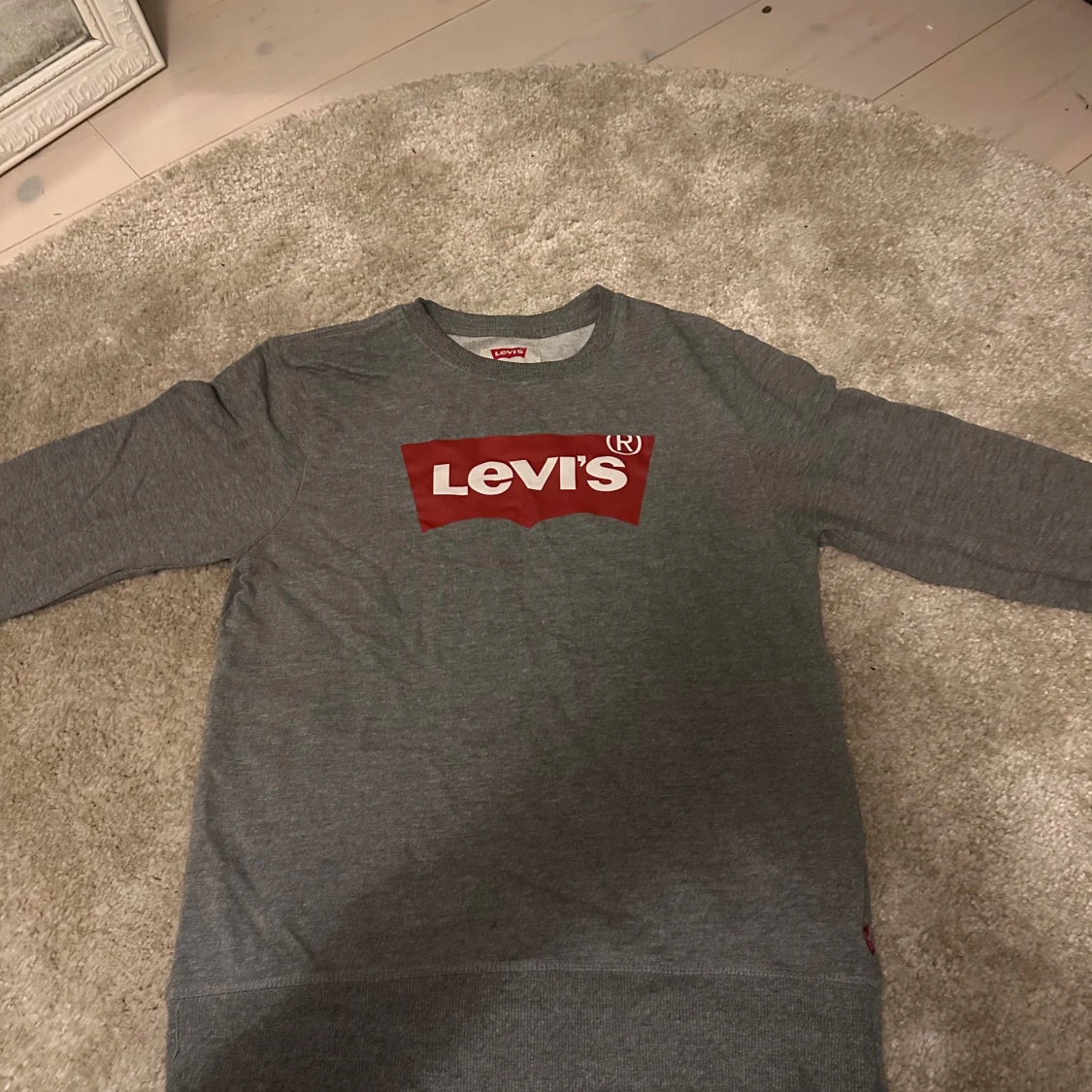 Grå sweatshirt från Levi's