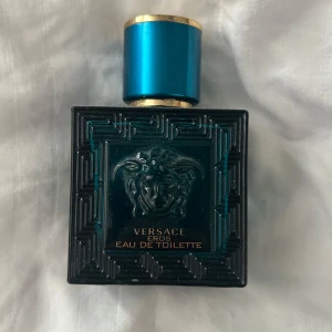Versace Eros Eau de Toilette herrparfym - Versace Eros Eau de Toilette för herr.
