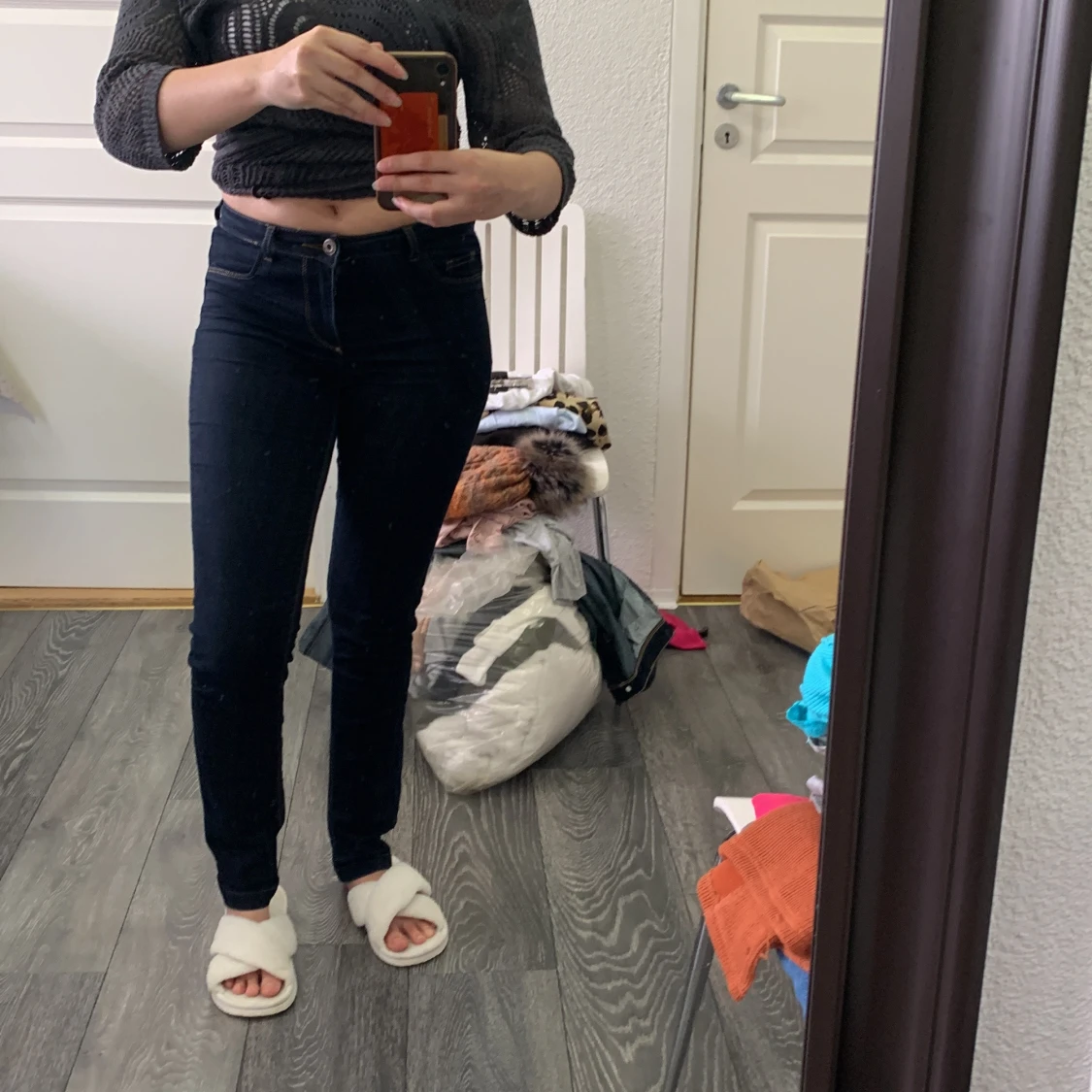 Mörkblå jeansbyxor från b.young