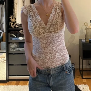 Spets body - Spets body från intimissimi i storlek S! Aldrig använd och med prislapp kvar 💕