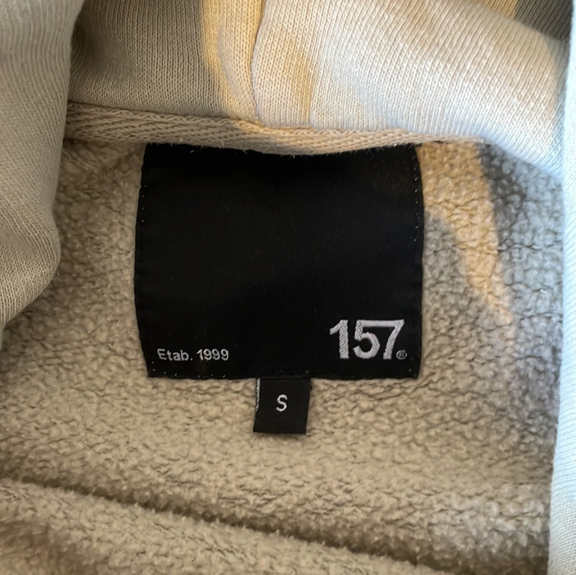 Beige hoodie från 157 - 2