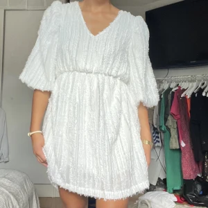 Studentklänning - Super söt sommarklänning🩵 Nytt skick, endast använd en gång.