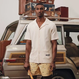 Skjorta från Nikben - Waffle Havana Vanilla shirt från nikben. Storlek M