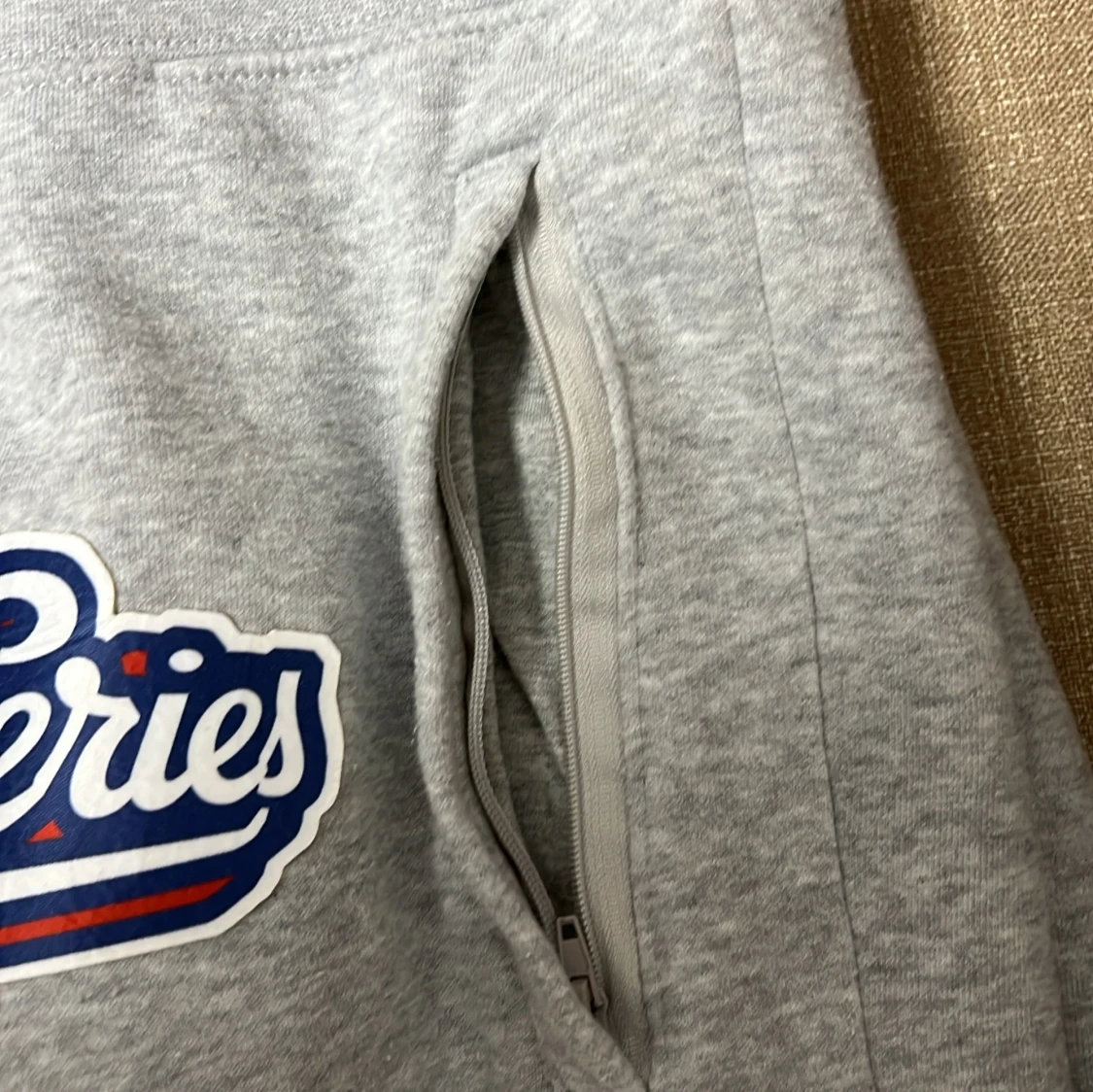 Grå mjukisbyxor från Russell Block Series - 4