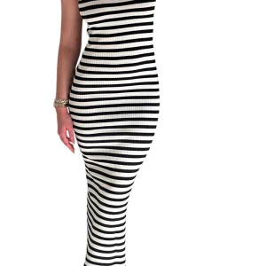 Lång randig bandeauklänning  - Superfin! Aldrig använd 