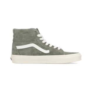 Grå höga sneakers från Vans - Snygga höga sneakers från Vans i grå mocka med vit sula och klassisk vit sidostrip. Skorna har snörning och en platt sula, perfekt för en avslappnad streetstil.