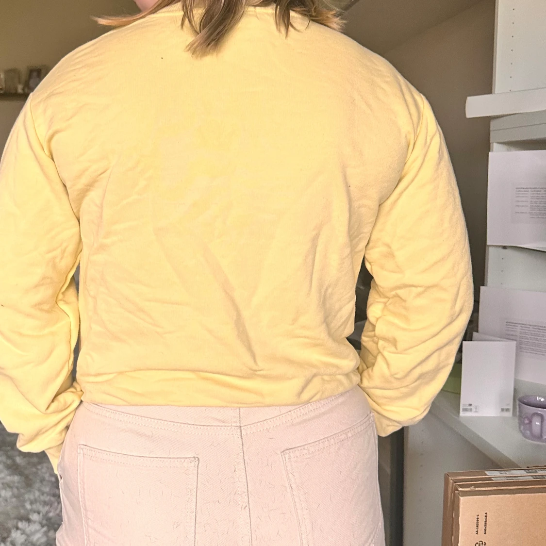 Gul långärmad tröja - 1