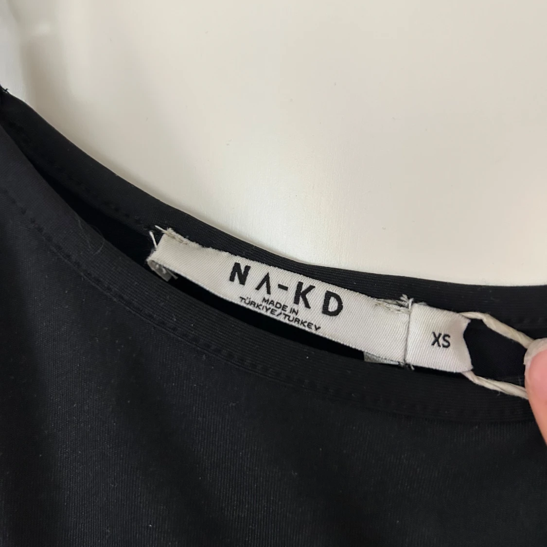 Svart långklänning från NA-KD  - 1