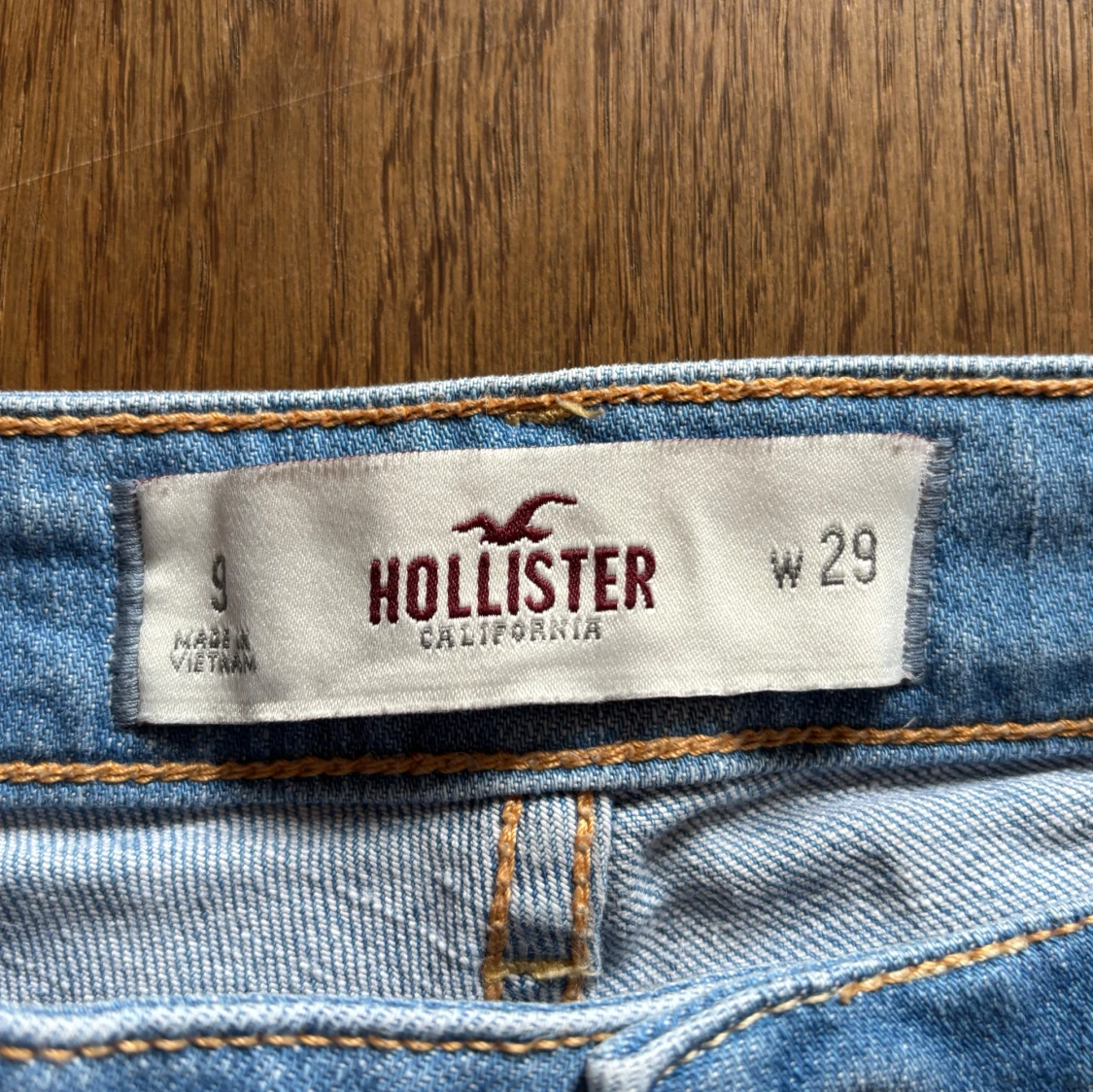 Ljusblå jeansshorts från Hollister - 3