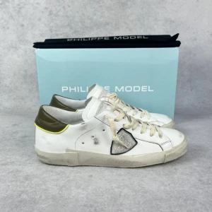 Philippe Model PRSX - – Condition: 10/10 - brand new, never used  – What is included: Box & dustbag  – Retail price: 3800 SEK