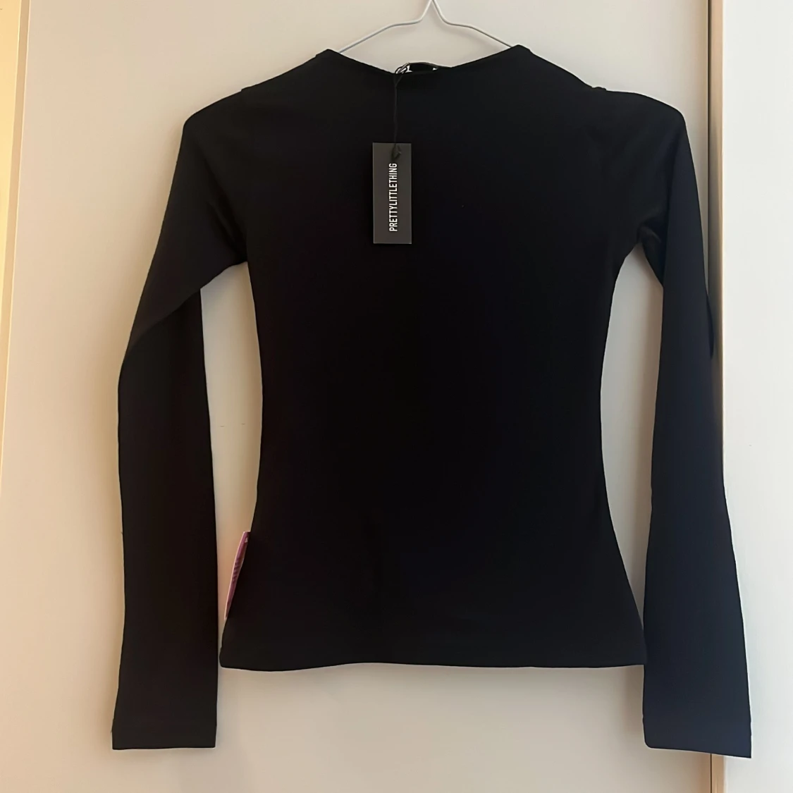 Svart omlott långärmad topp PLT - 1