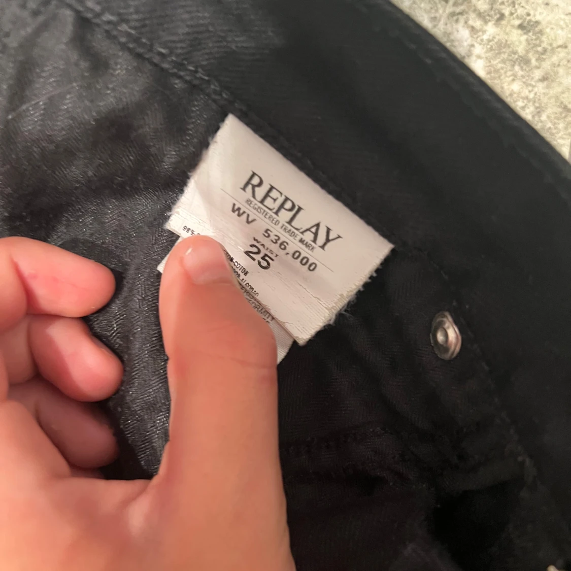 Svarta Replay jeans, storlek 25 - 3