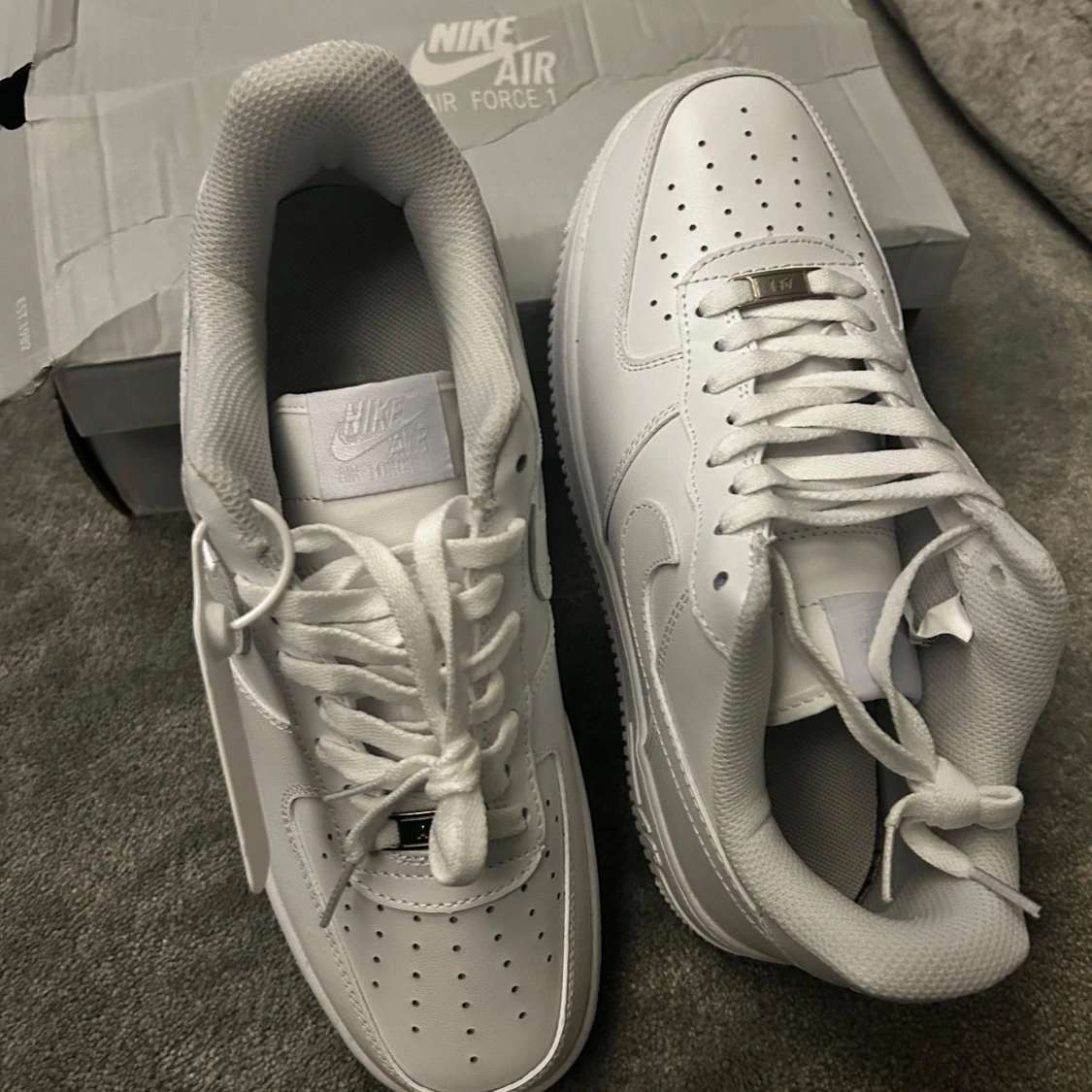 Nike Air Force 1 Low helvita sneakers - 4