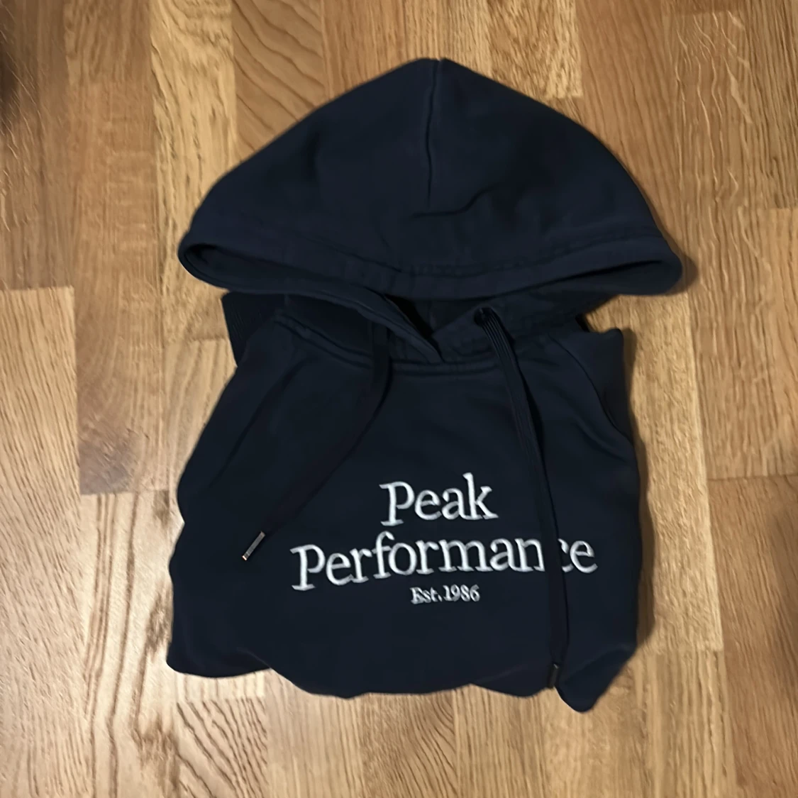  hoodie från Peak Performance - 2