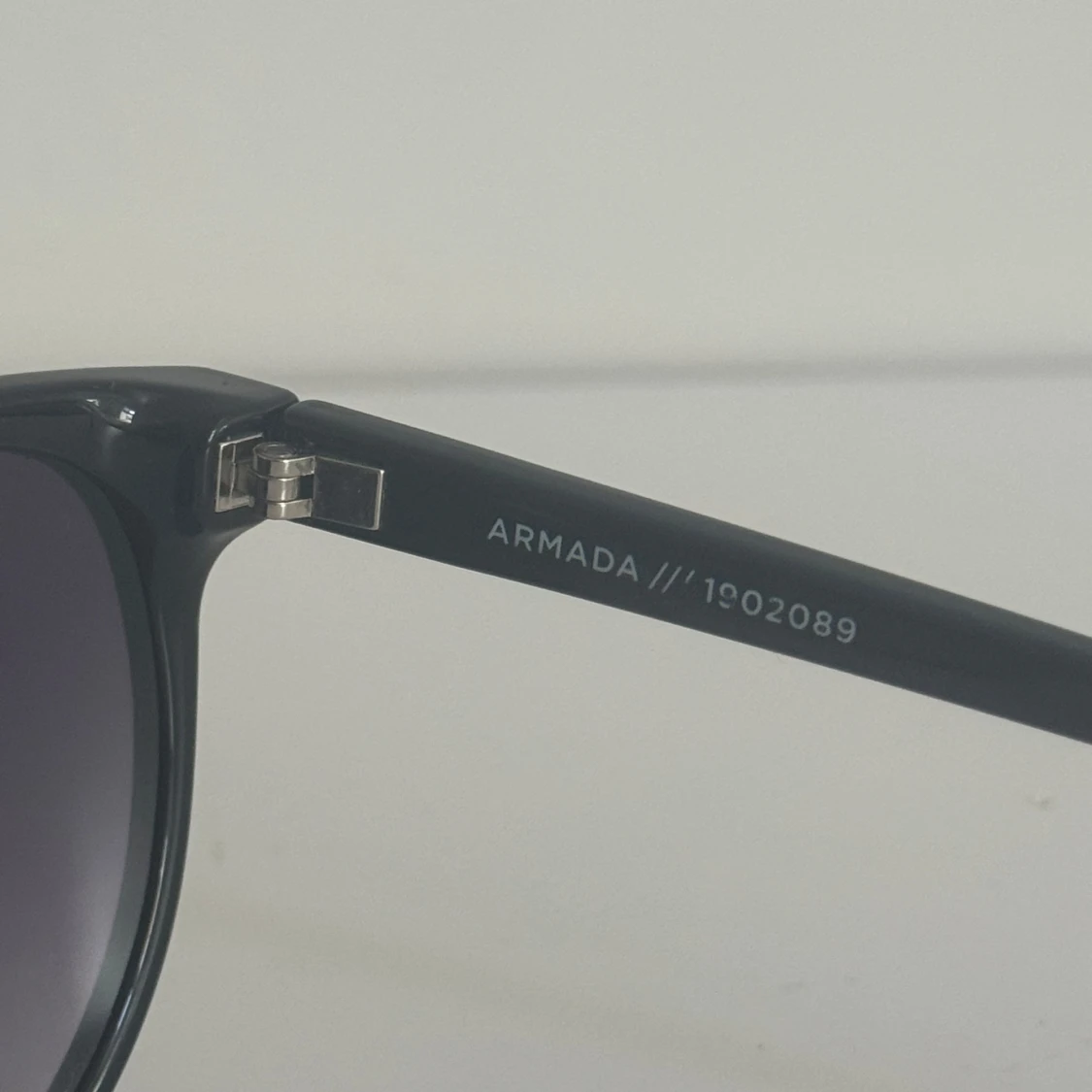 Svarta solglasögon Le Specs Armada - 3