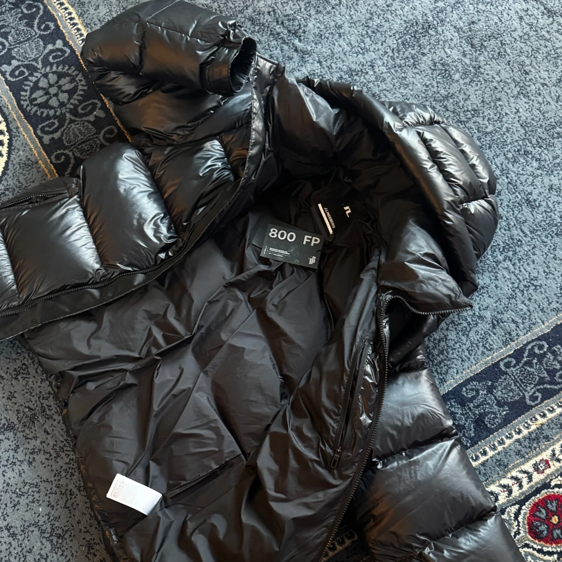 Marinblå vinterjacka från J.Lindeberg - 3