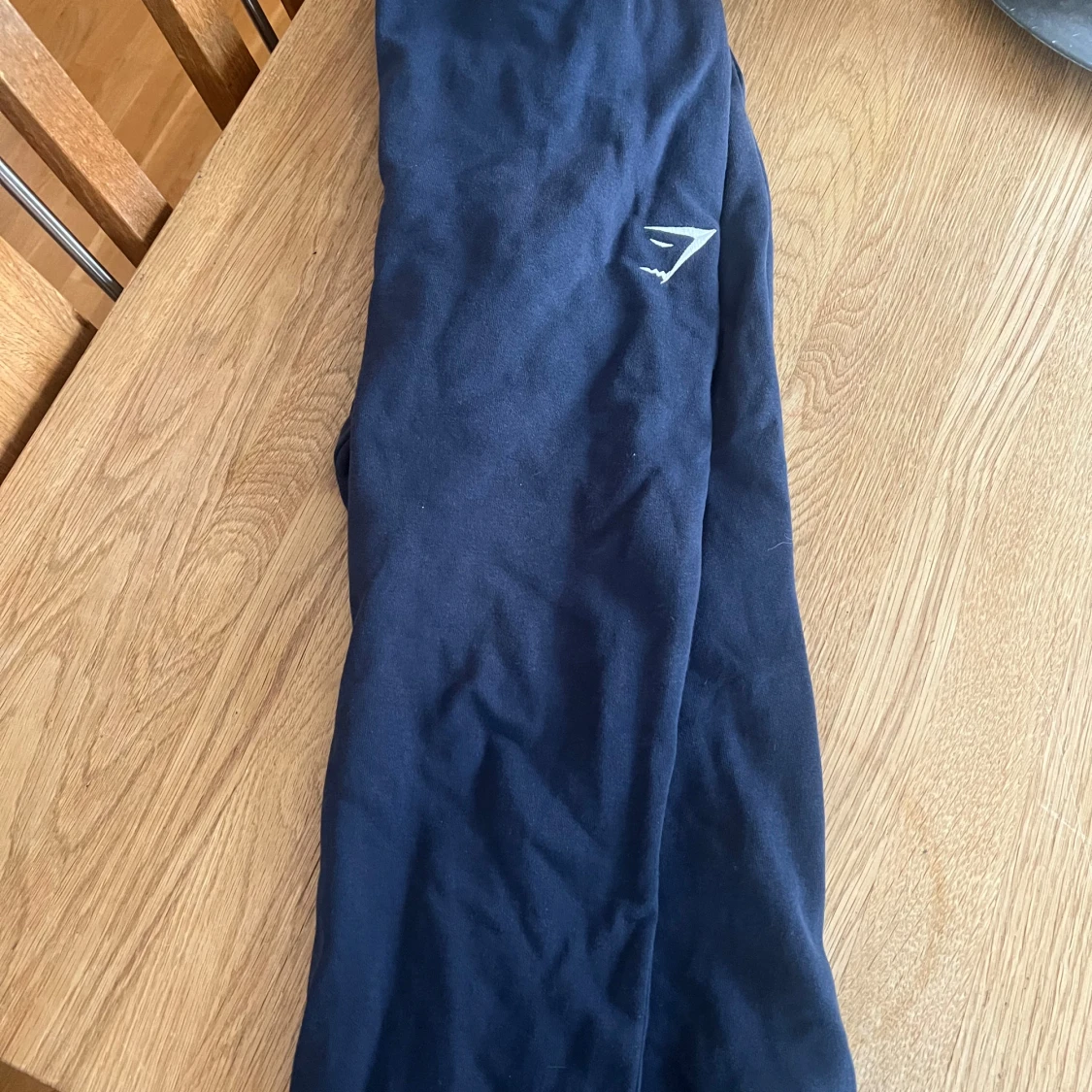 Mörkblå mjukisbyxor från Gymshark - 1