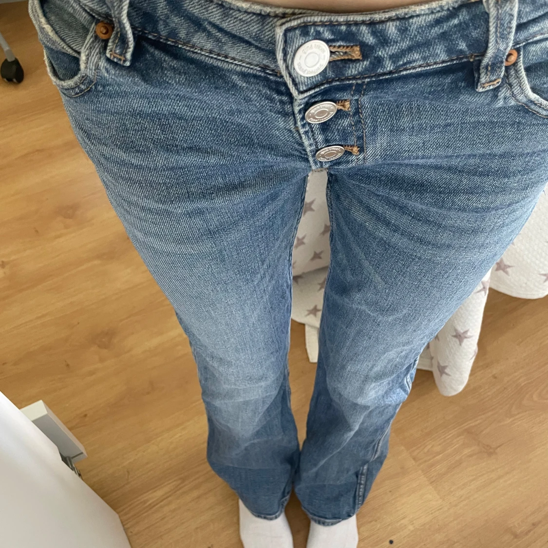 Utsvängda jeans  - 2