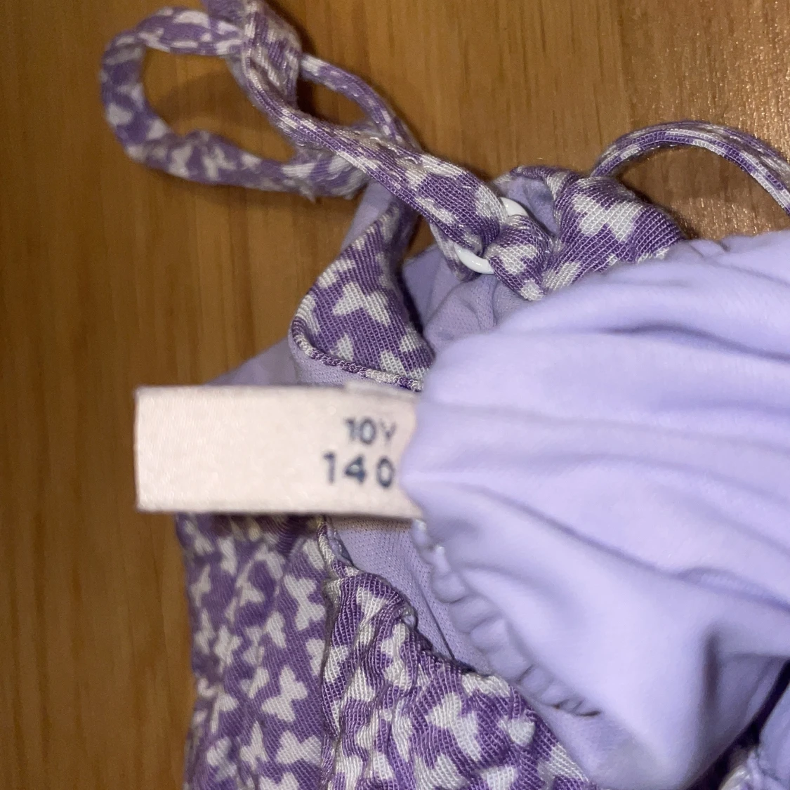 Lila långklänning med mönster från ONLY - 3