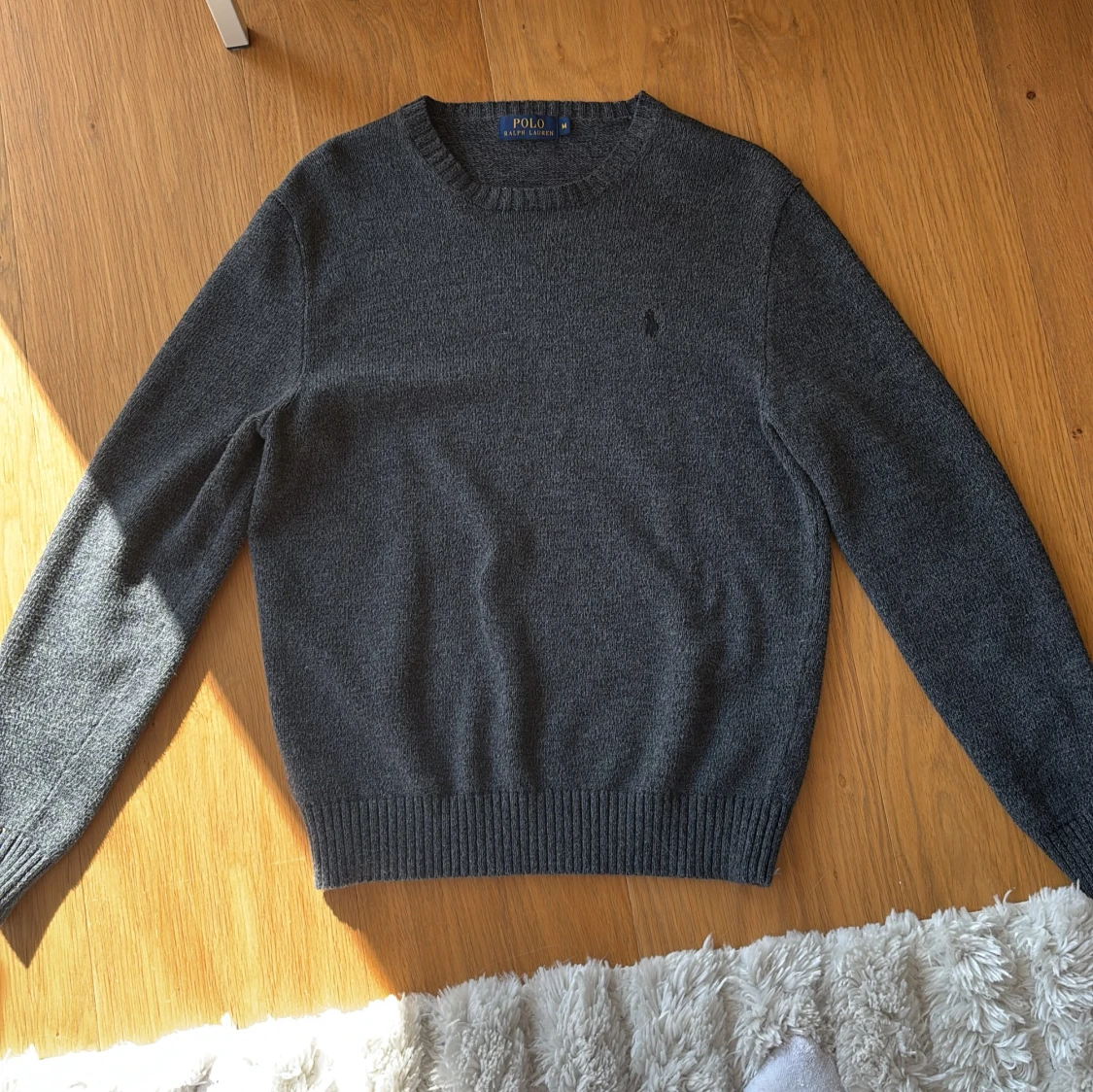 Mörkgrå stickad tröja Polo Ralph Lauren