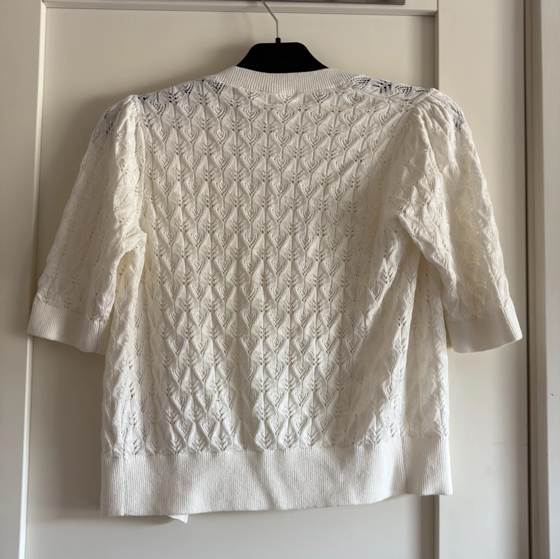 Vit stickad kofta från Kappahl - 1