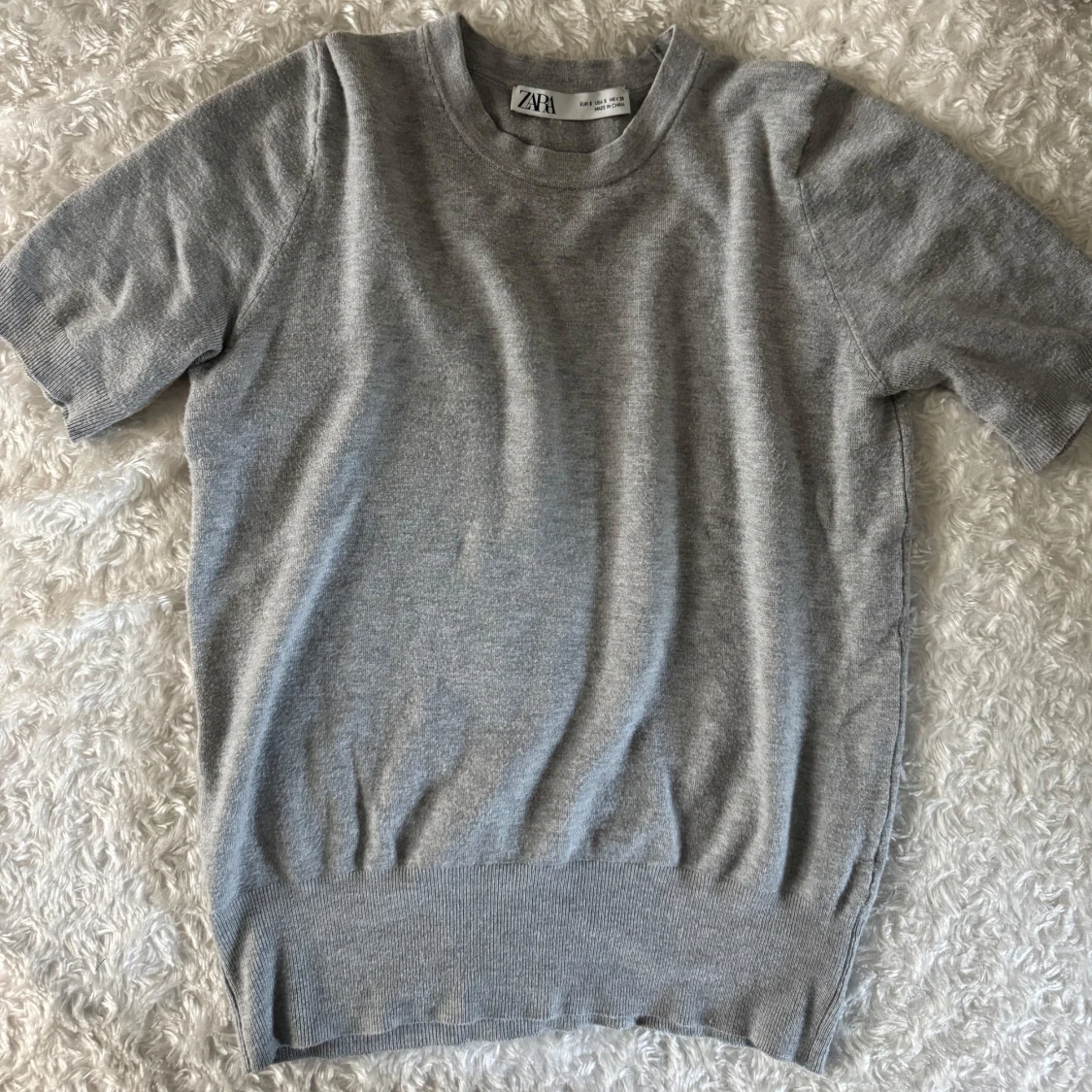 Grå stickad tröja från Zara - 1