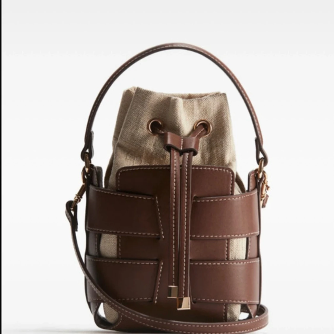 Brun och beige bucket bag från H&M