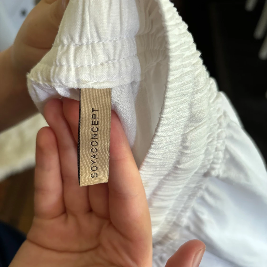 Vita linnebyxor från Soyaconcept( nypris 500kr) - 1