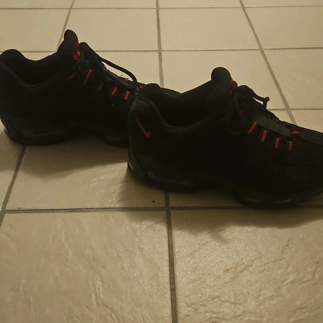 Nike Air Max 95 svarta sneakers med reflex - 1