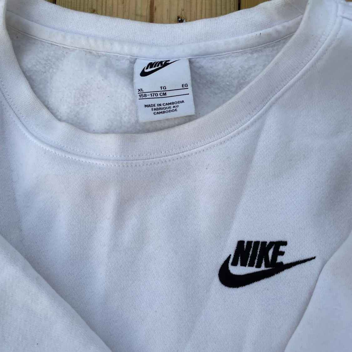 Vit långärmad Nike sweatshirt XL