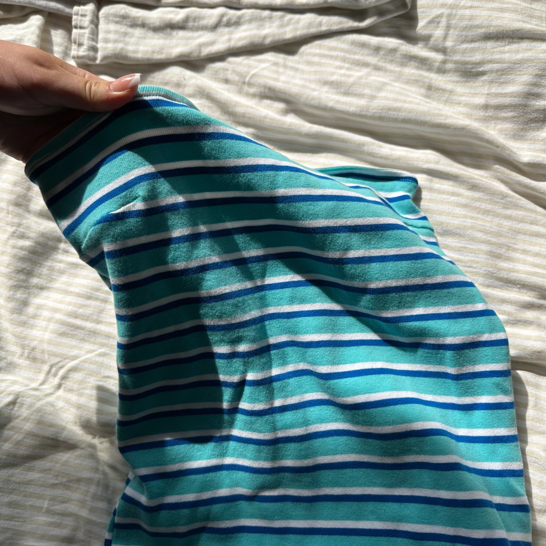 Randig blå och vit långklänning - 2