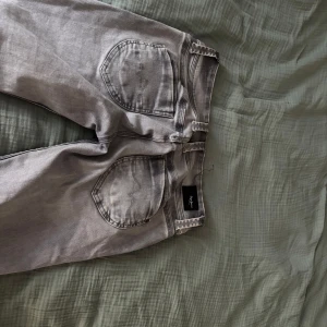 Pepe jeans - Grå Pepe jeans! Storlek w29