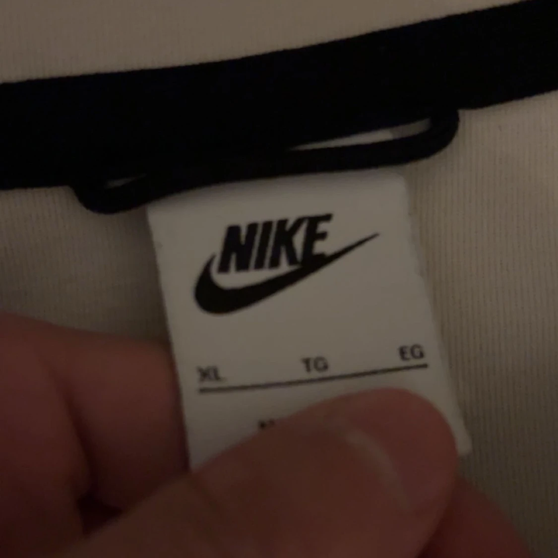 Vit Nike tech hoodie - 4