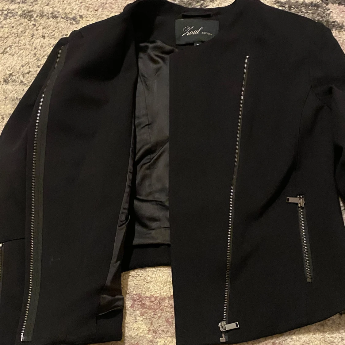 Svart jacka från Xoul Edition - 1