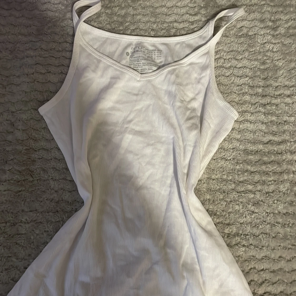 Vit ribbad linnetopp